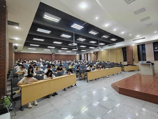 图示, 示意图
中度可信度描述已自动生成:ver1